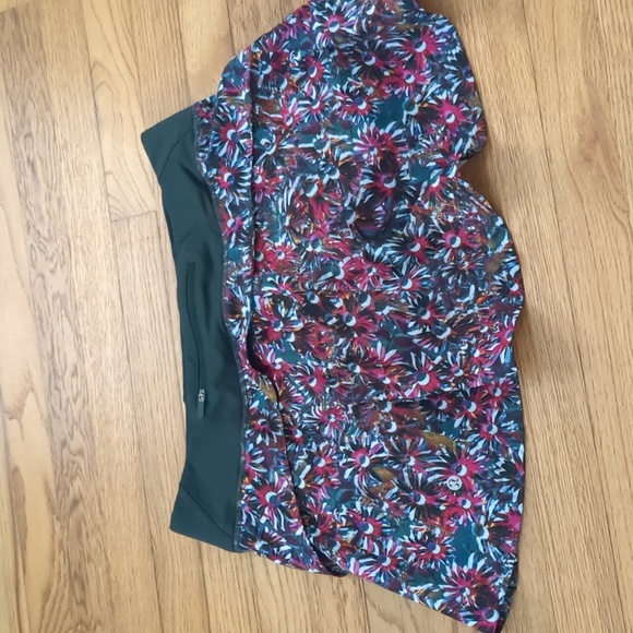 lululemon athletica Pants - Lululemon Skort Size 10